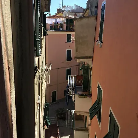 Downtown Ii * Monterosso al Mare